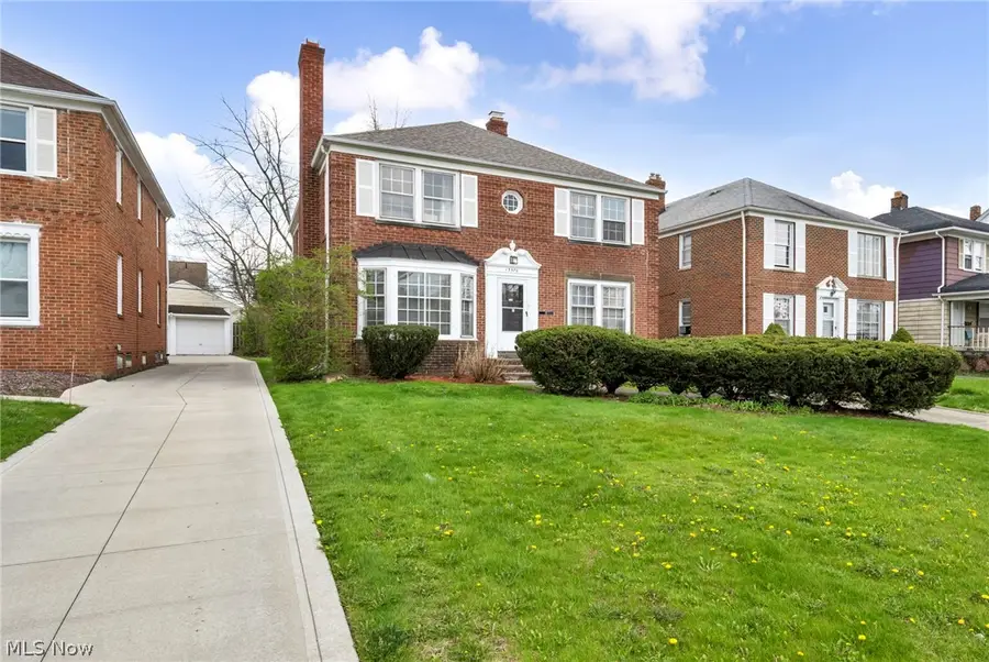 13570 Cedar Road, University Heights, OH 44118 - #2