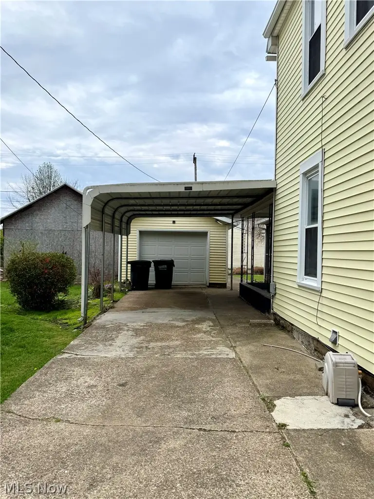 1011 Adams Street, Coshocton, OH 43812 - #2