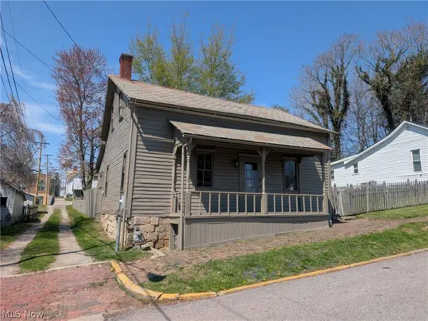 114 W Sheridan Avenue, Somerset, OH 43783