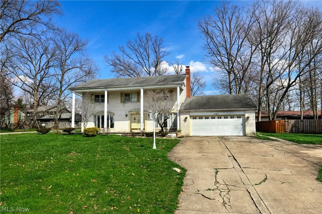 5365 Sampson Drive, Girard, OH 44420 - #1