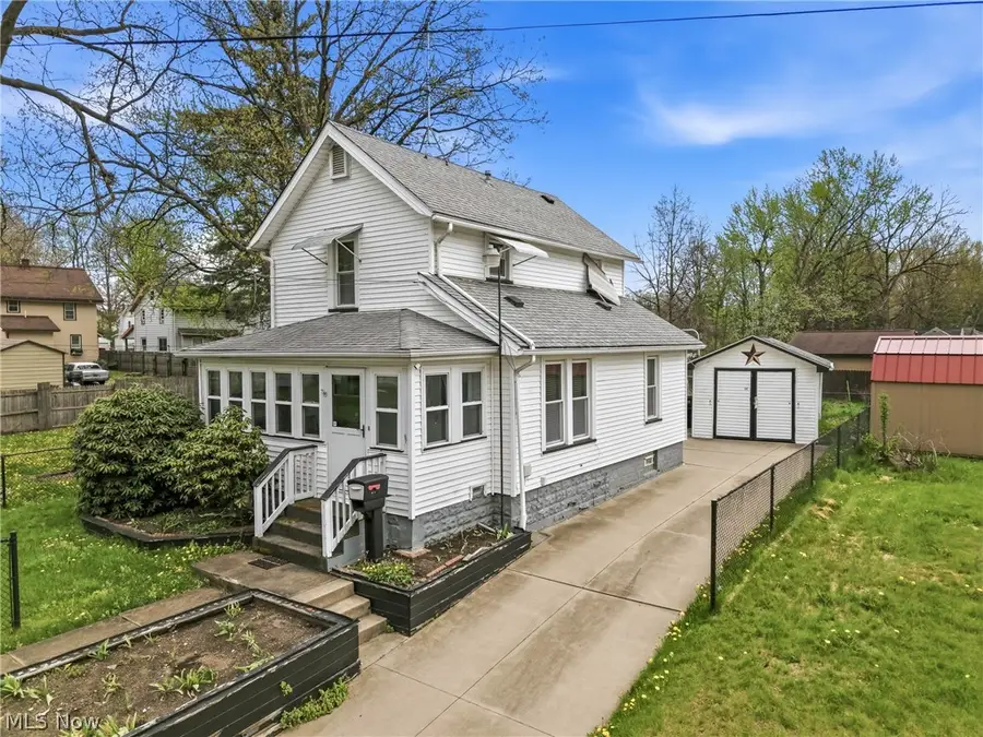 1224 Buena Vista Ne Avenue, Warren, OH 44483 - #3