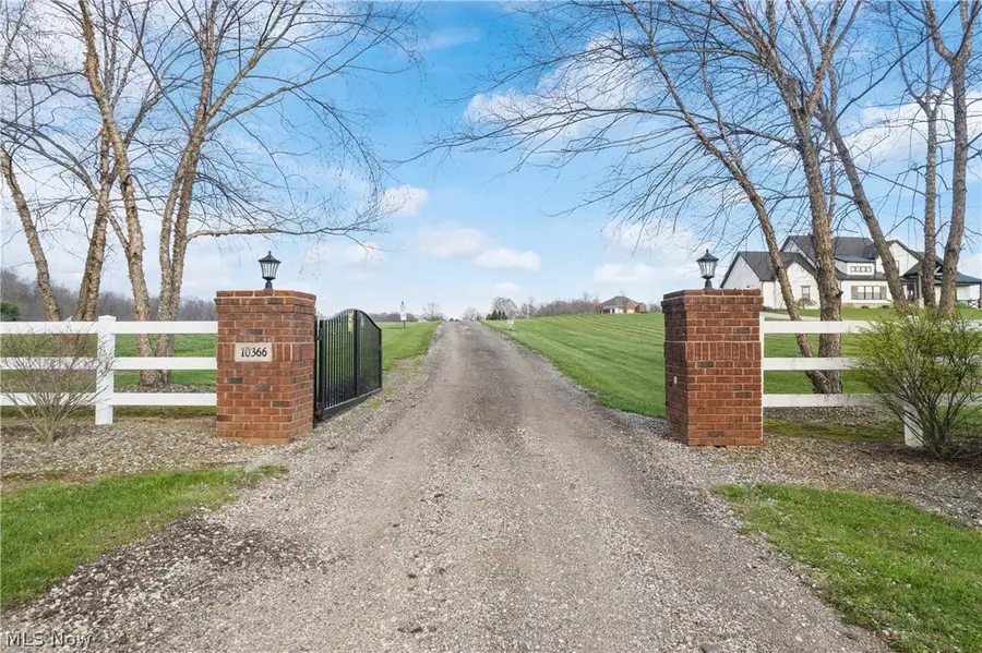 10366 Immel Ne Street, Canton, OH 44721 - #3