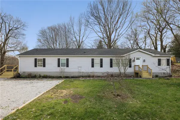 2806 Pomatan Avenue, Akron, OH 44312