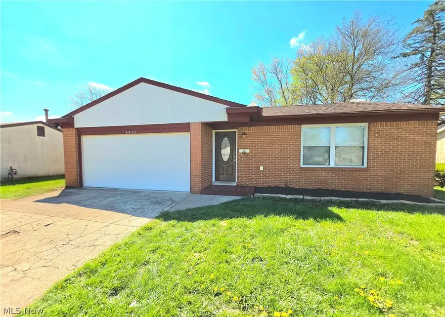 4915 Kresge Drive, Columbus, OH 43232 - #2