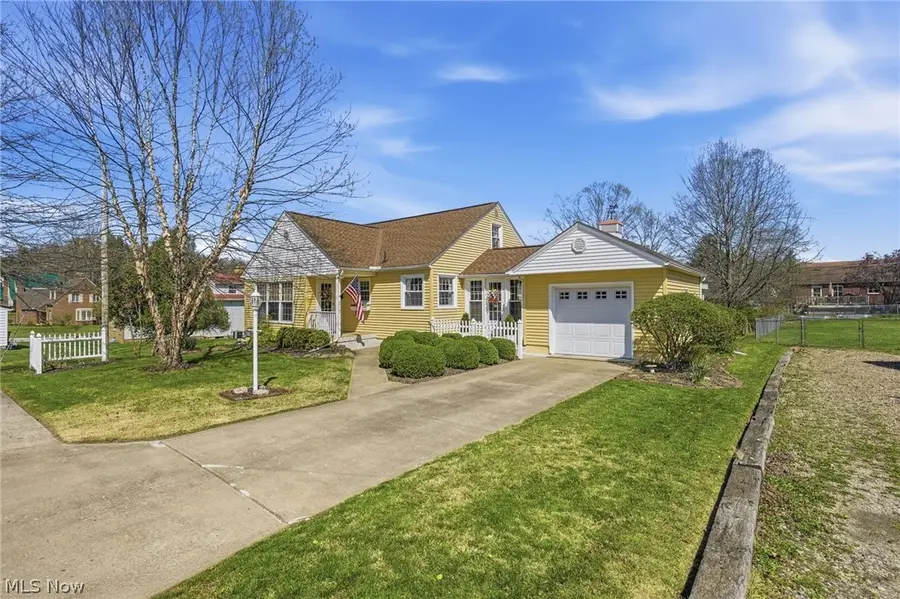 2712 Edison Avenue, Zanesville, OH 43701 - #2