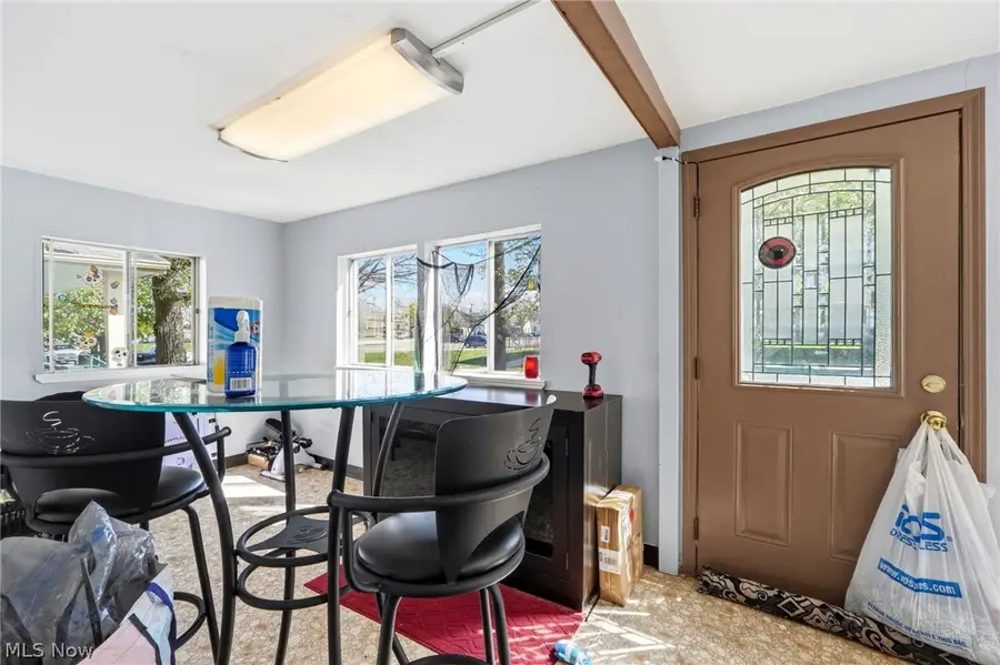 3202 Montclair Avenue, Cleveland, OH 44109 - #3