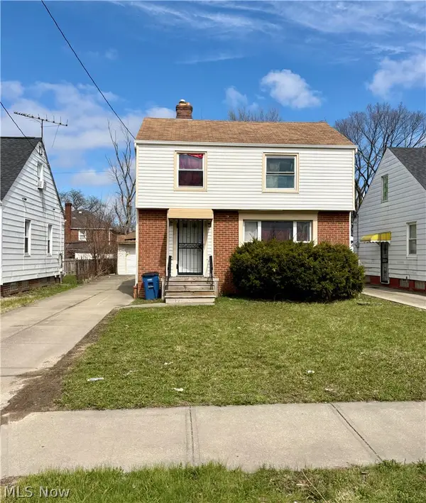 15711 Harvard Avenue, Cleveland, OH 44128