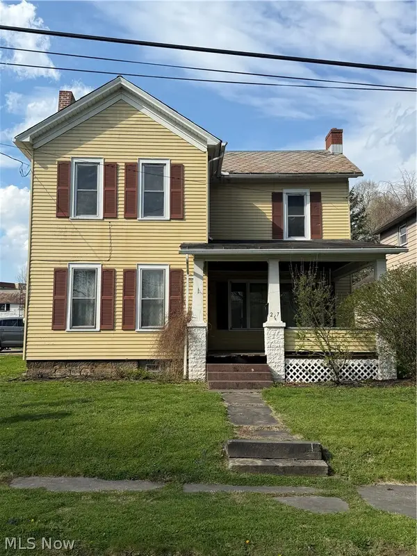 237 W Chestnut Street, Lisbon, OH 44432