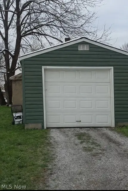 117 2nd Street, Girard, OH 44437 - #3