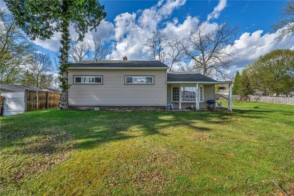 2727 Mcelwain Road, Akron, OH 44312