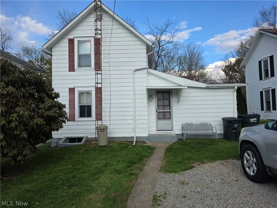 342 N Bridge Street, Newcomerstown, OH 43832 - #2