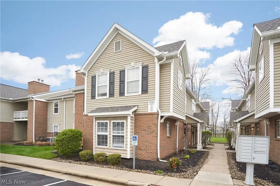 3324 Lenox Village Drive #121, Fairlawn, OH 44333 - #1