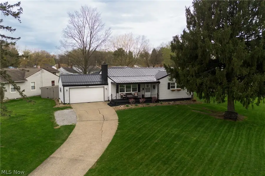 2700 Christine Lane, Youngstown, OH 44511 - #2