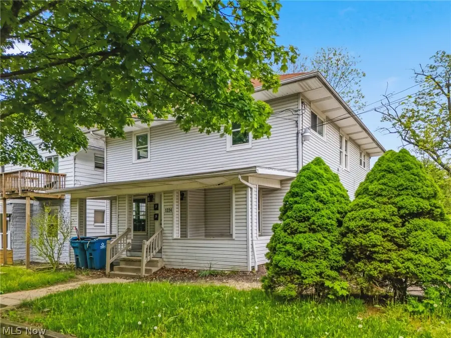 1224 Pondview Avenue, Akron, OH 44305 - #2