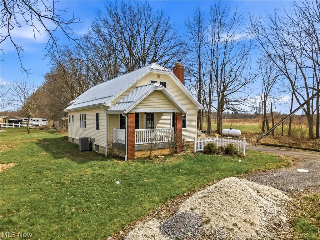 8305 Columbiana Canfield Road, Canfield, OH 44406 - #1