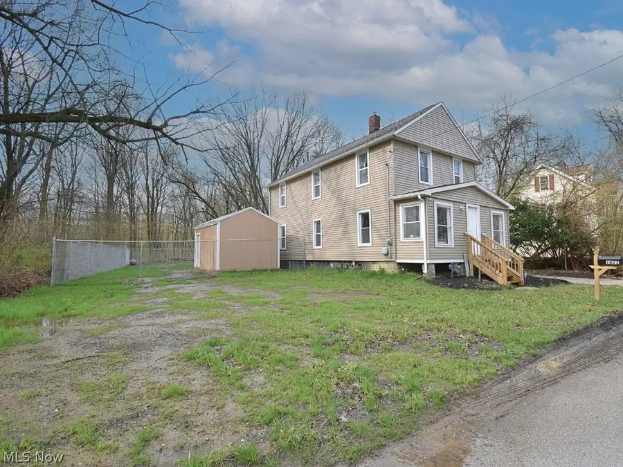 1422 W 30th Street, Ashtabula, OH 44004 - #3