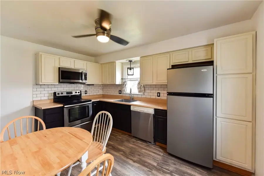 3864 Louise Street, Mogadore, OH 44260 - #3