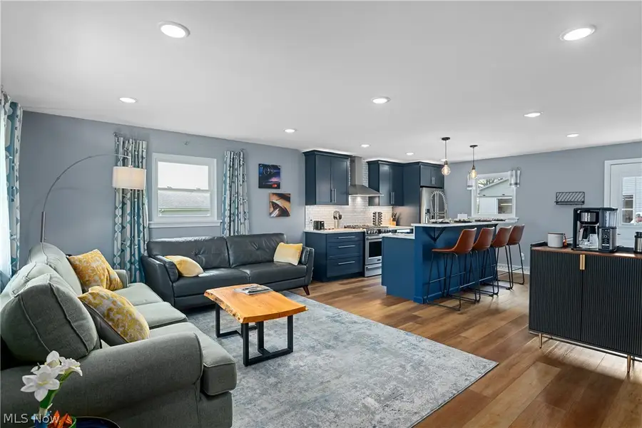 8345 Schubert N Avenue, Alliance, OH 44601 - #3