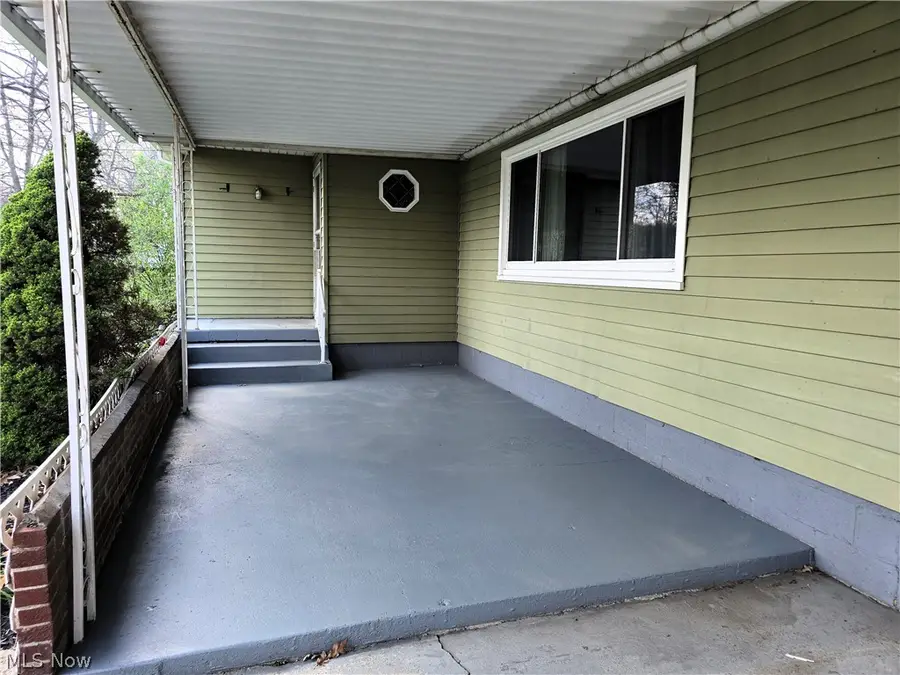 3839 Valacamp Se, Warren, OH 44484 - #2