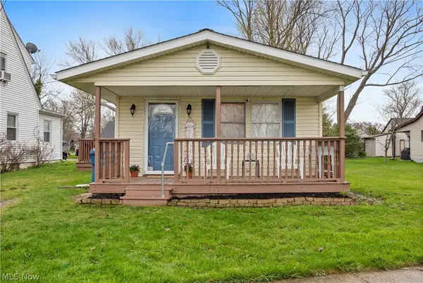 4556 Hawthorne Avenue, Sheffield Lake, OH 44054