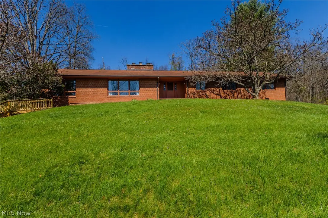 100 Crestwood Circle, Marietta, OH 45750 - #1