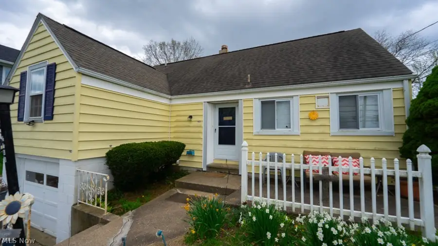 2743 Lincoln Nw Way, Massillon, OH 44647 - #3