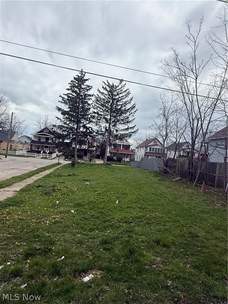 10904 Notre Dame Avenue, Cleveland, OH 44104 - #1