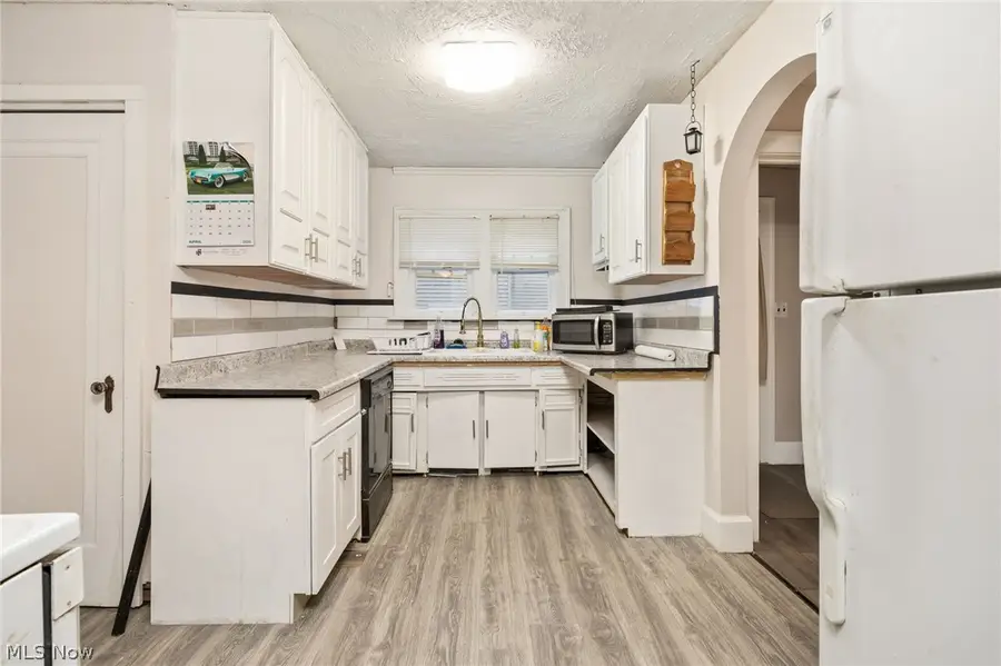 322 Lindale Avenue, Ashland, OH 44805 - #3