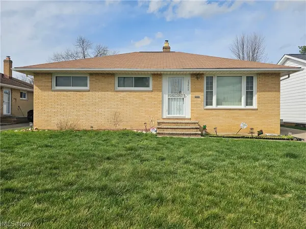 15413 Shirley Avenue, Maple Heights, OH 44137