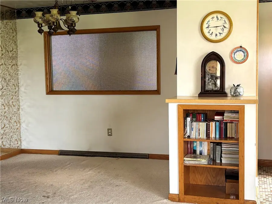 225 6th Street, Columbiana, OH 44408 - #3