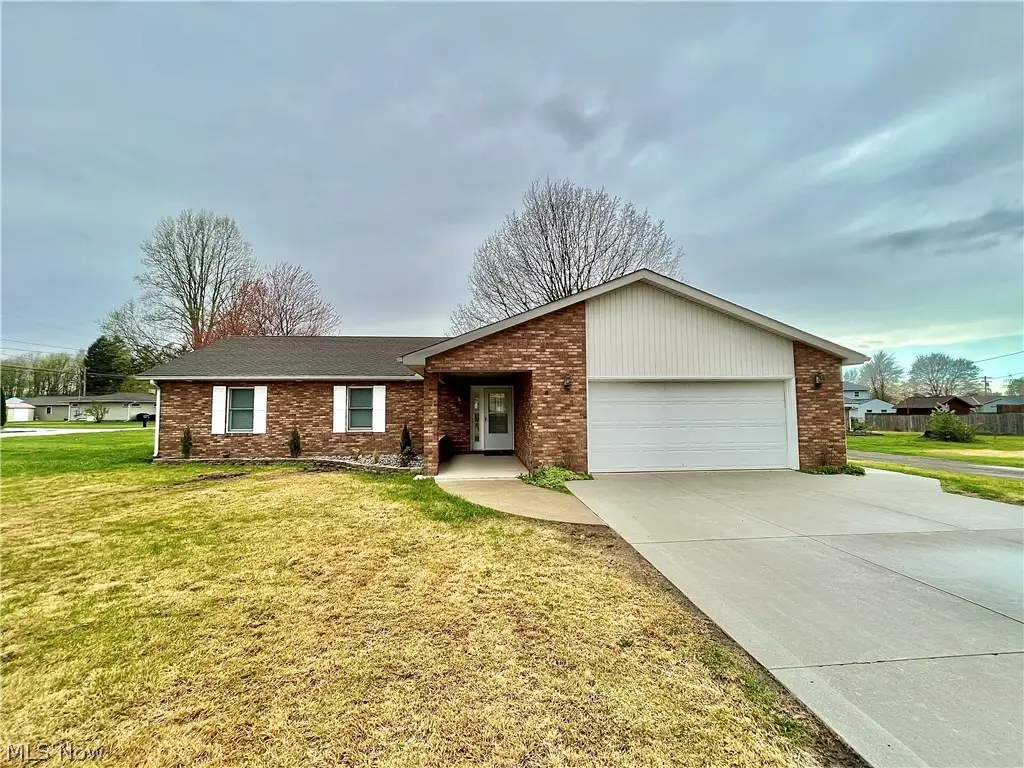 3621 Vineland Avenue, Ashtabula, OH 44004 - #1