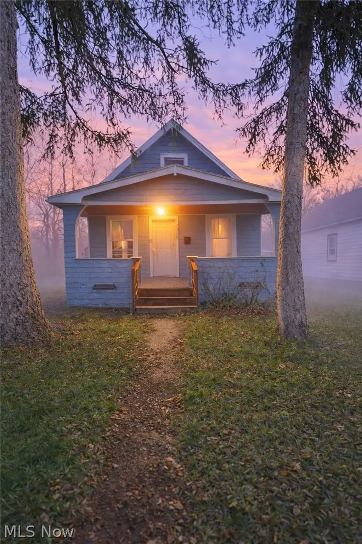 3018 E 128th Street, Cleveland, OH 44120 - #1