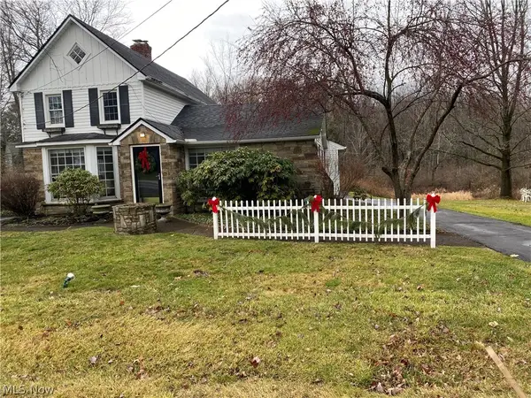 35755 Miles Road, Moreland Hills, OH 44022