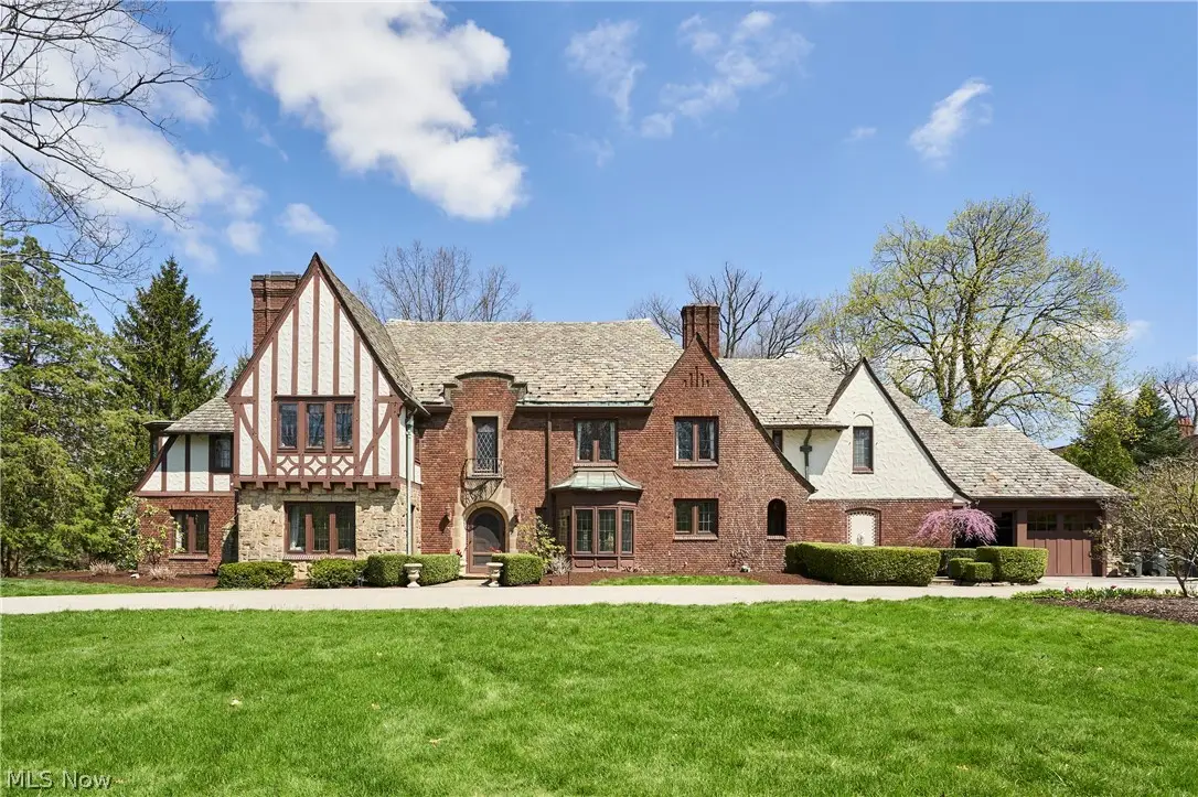 69 E Fairlawn Boulevard, Akron, OH 44313 - #1