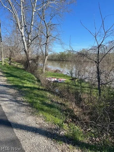 0 Old River Road, Philo, OH 43771