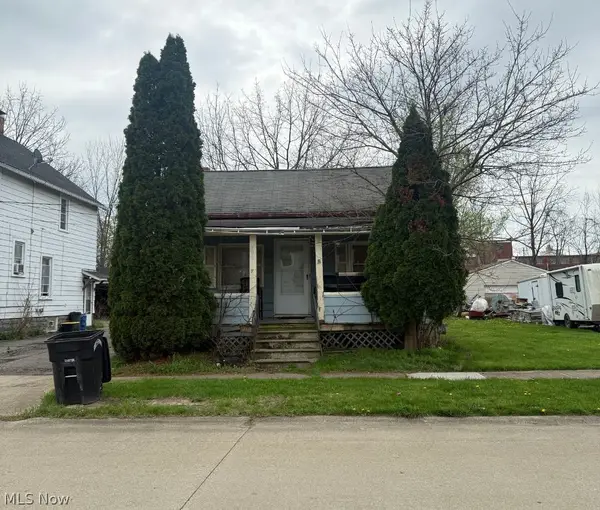 108 Rush Street, Elyria, OH 44035
