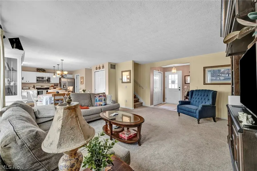 9788 Nicole Lane, Olmsted, OH 44138 - #3