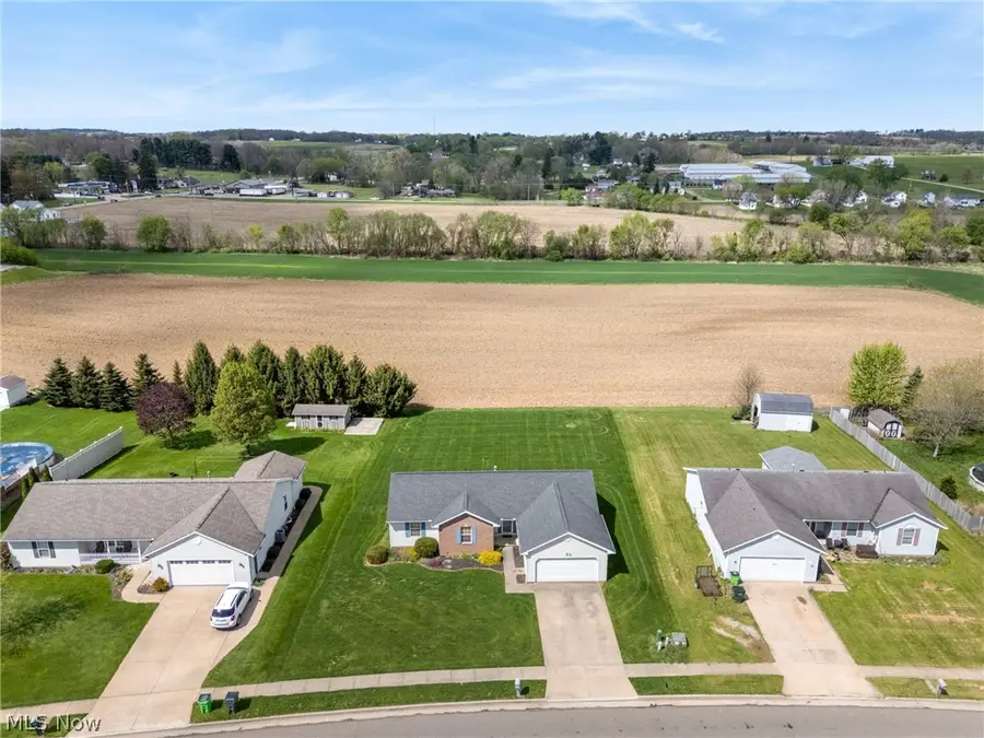 1035 Lanedale Nw Street, Massillon, OH 44647 - #2