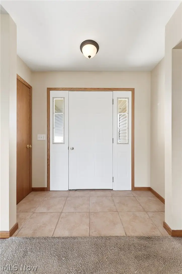 1035 Lanedale Nw Street, Massillon, OH 44647 - #3