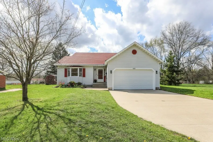 620 Walton Street, Ravenna, OH 44266 - #2