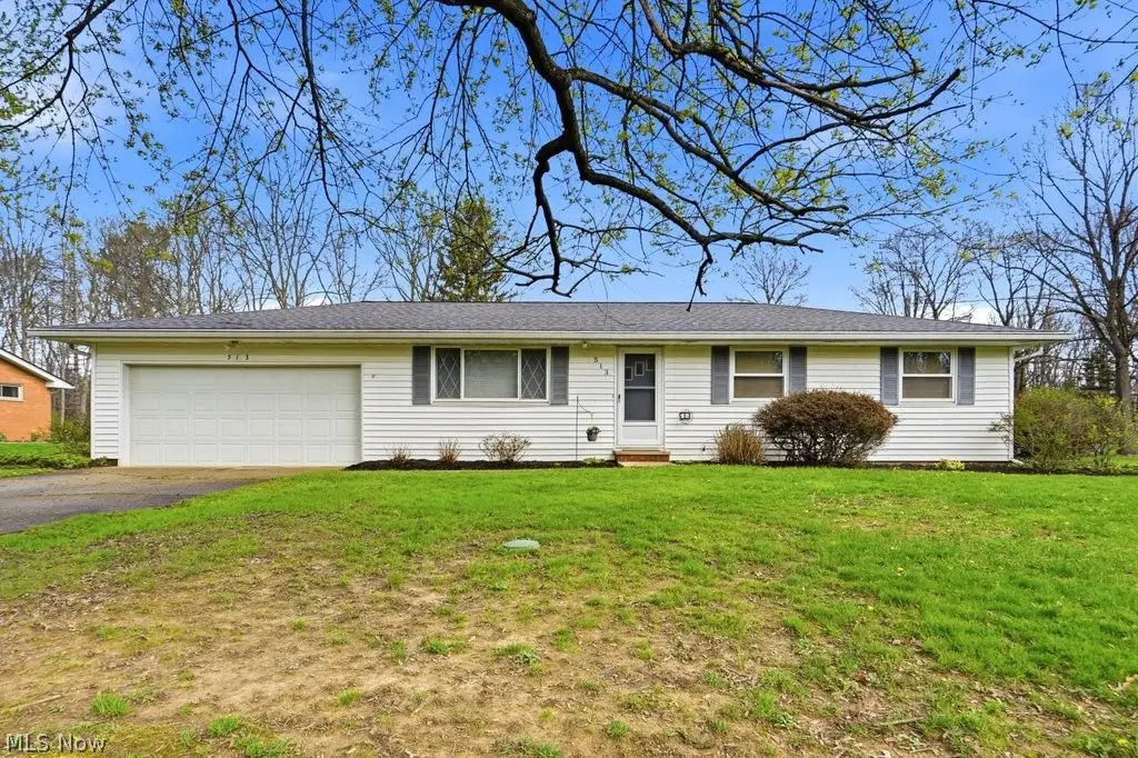 513 Lynnview Drive, Sagamore Hills, OH 44067 - #1