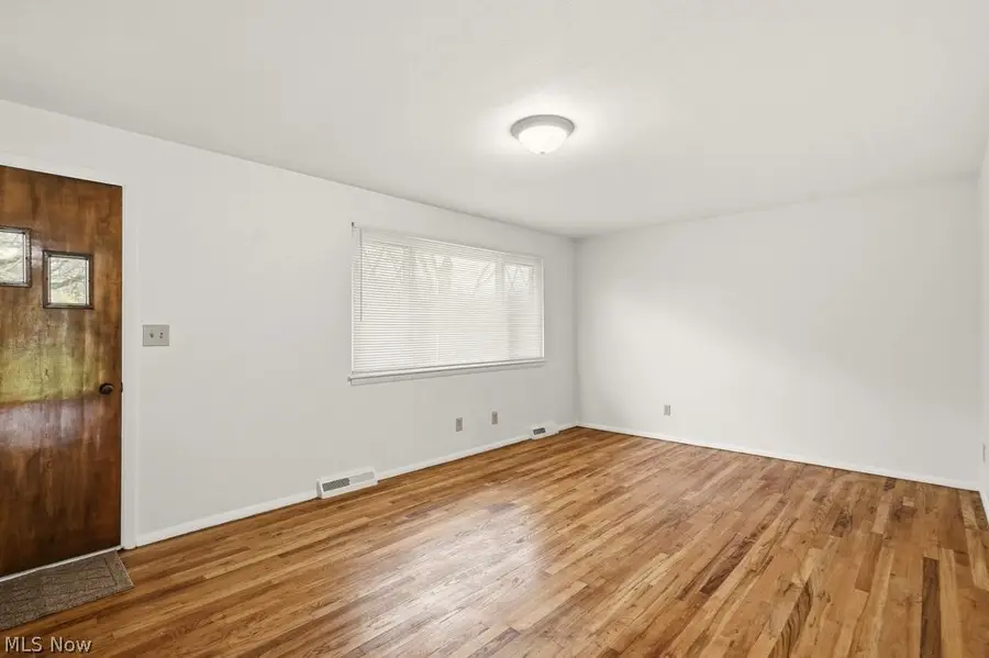 513 Lynnview Drive, Sagamore Hills, OH 44067 - #3