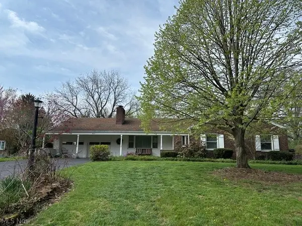 3614 Parkhill Nw Circle, Canton, OH 44718