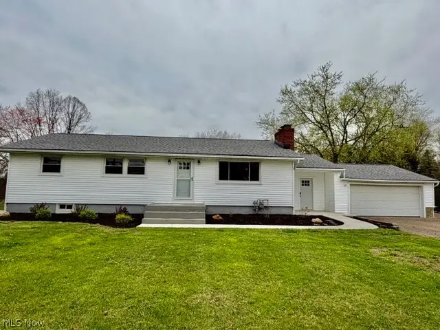 6277 Shepler Church Sw Avenue, Navarre, OH 44662 - #1