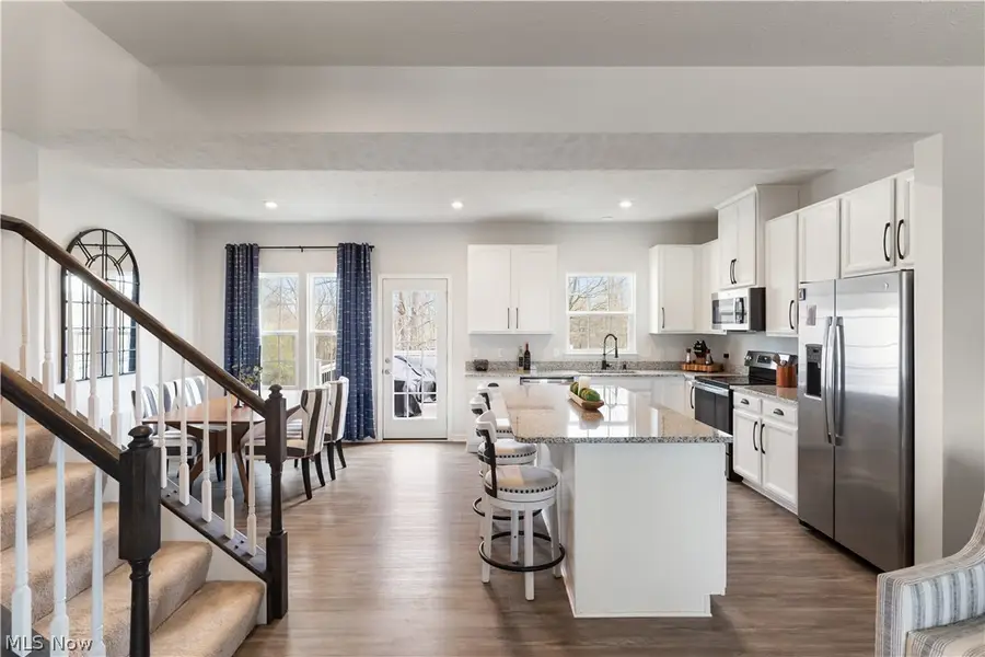 4037 N Steels Circle, Cuyahoga Falls, OH 44224 - #2