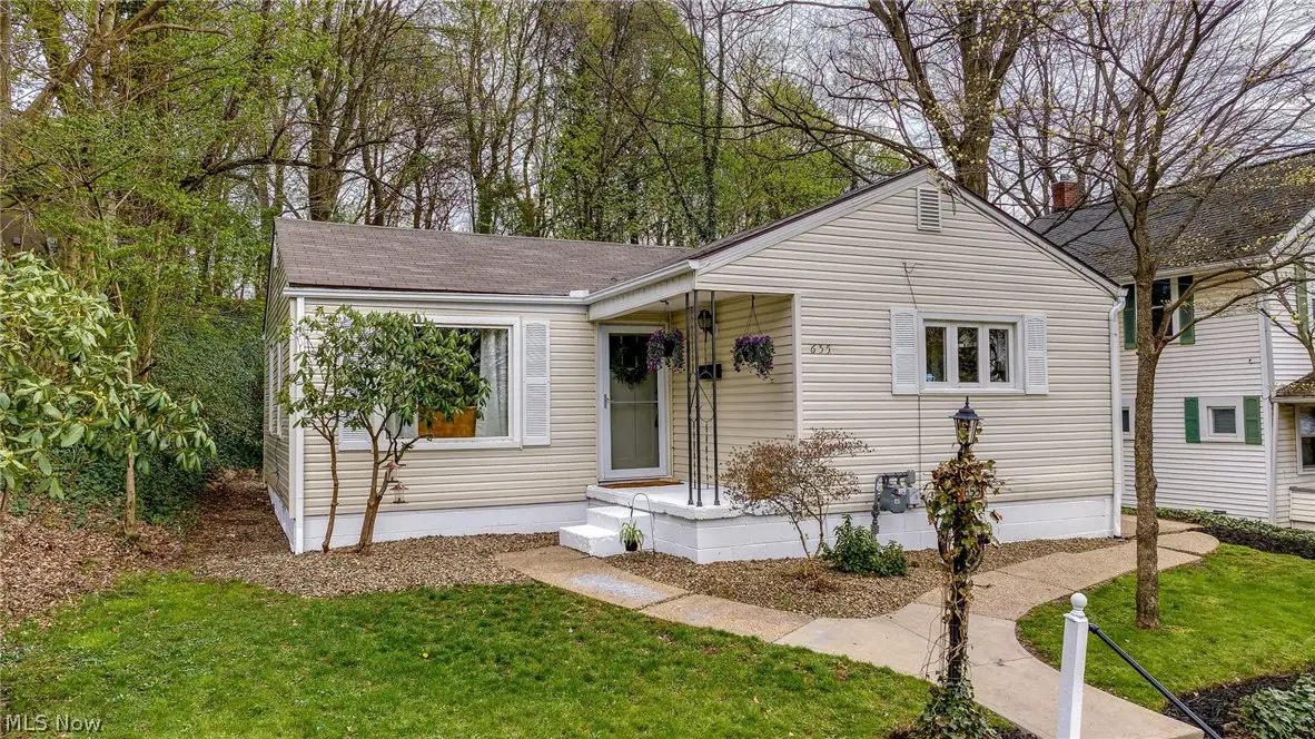 655 N Way Street, Barberton, OH 44203 - #1