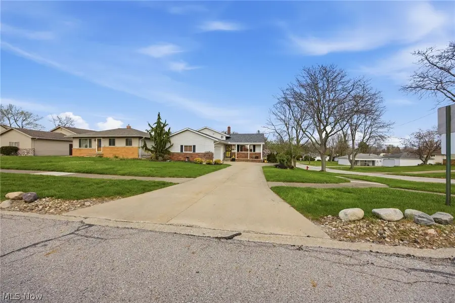 6033 Sweet Birch Drive, Bedford Heights, OH 44146 - #3