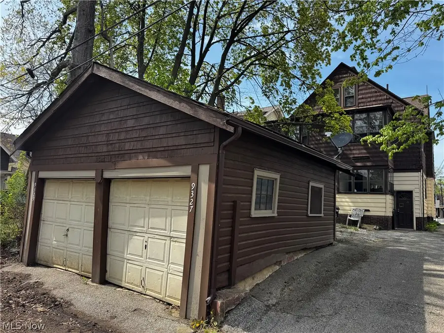 9327 Clifton Boulevard, Cleveland, OH 44102 - #2