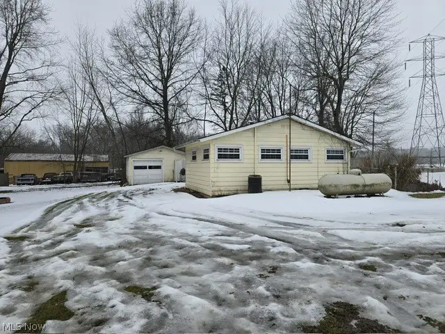 6547 Highland Sw Avenue, Warren, OH 44481 - #2