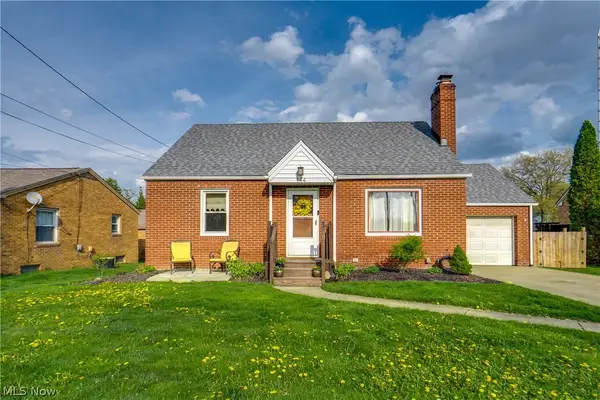 144 Perry Nw Drive, Canton, OH 44708